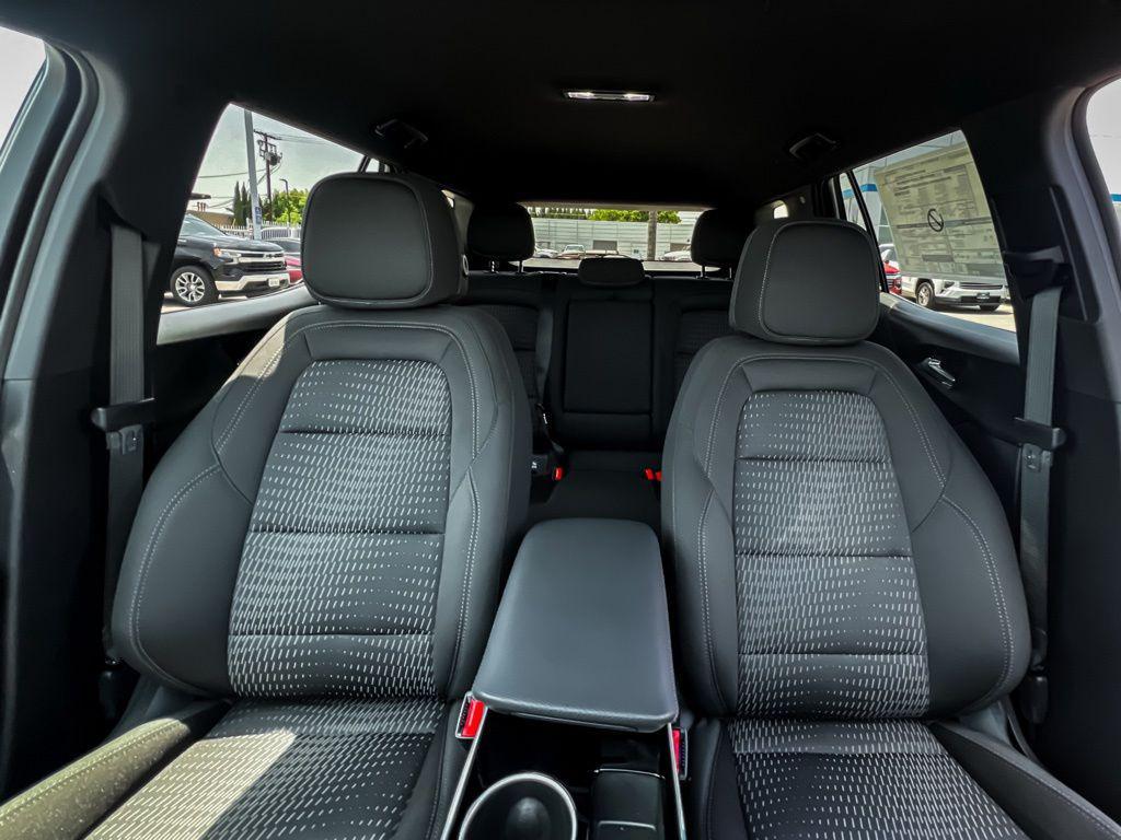 new 2026 Chevrolet Equinox car, priced at $27,695