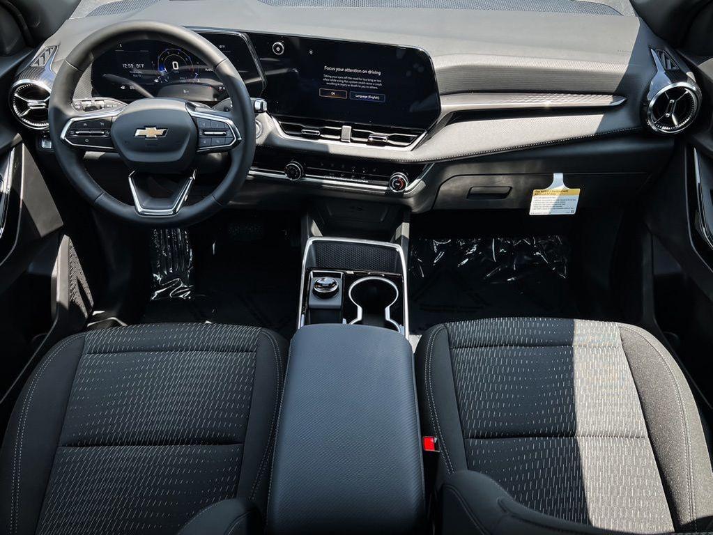 new 2026 Chevrolet Equinox car, priced at $27,695