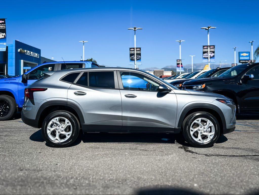 new 2026 Chevrolet Trax car, priced at $25,070