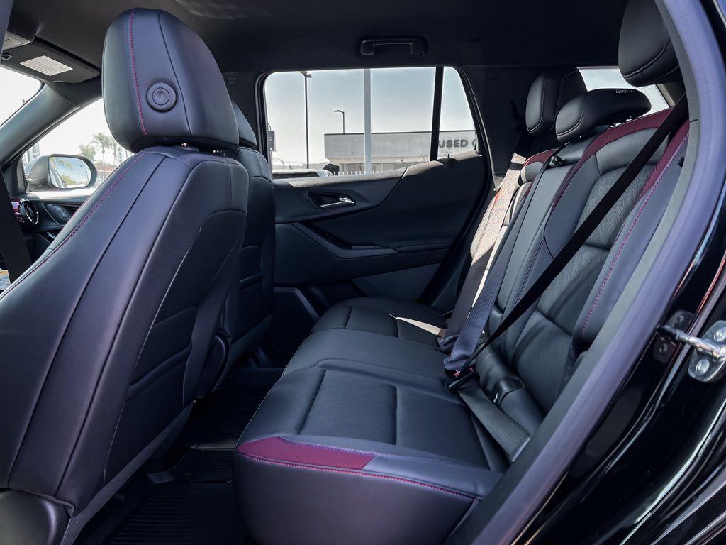 new 2026 Chevrolet Equinox car, priced at $32,720