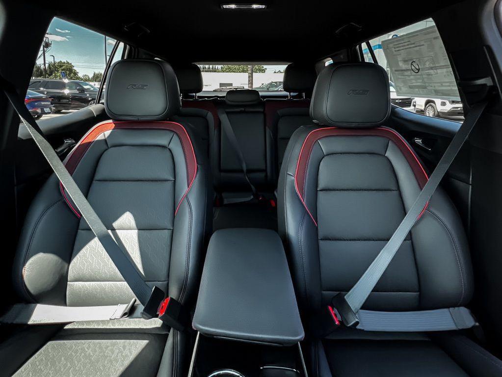 new 2026 Chevrolet Equinox car, priced at $32,720