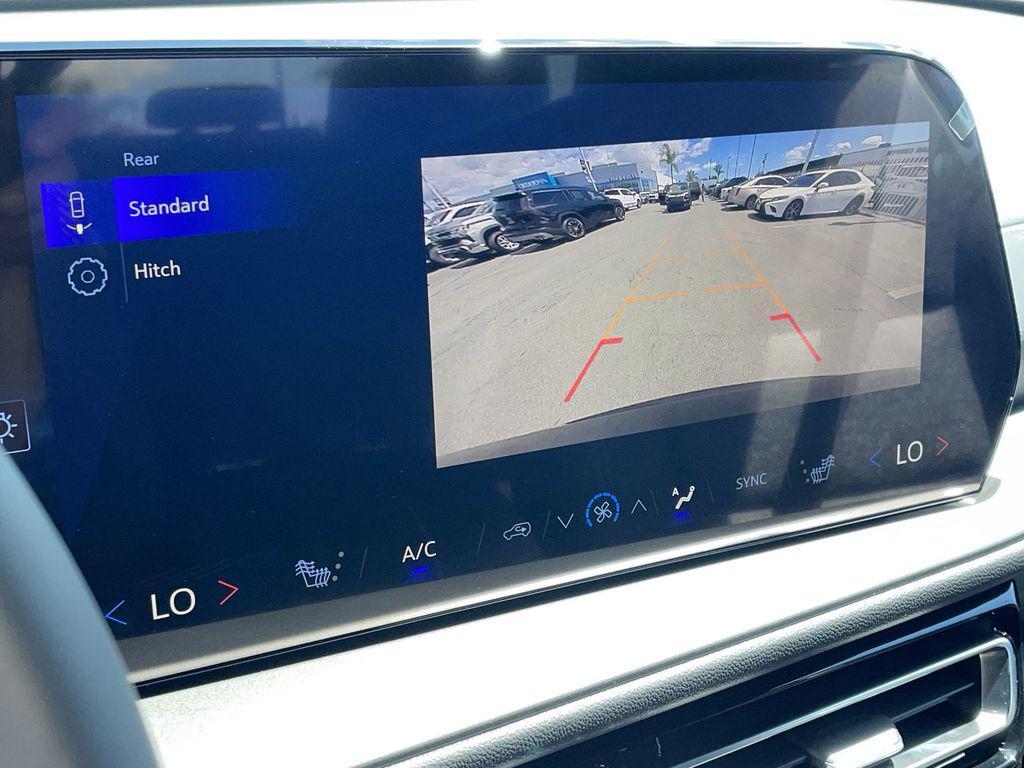 new 2025 Chevrolet Traverse car, priced at $41,720