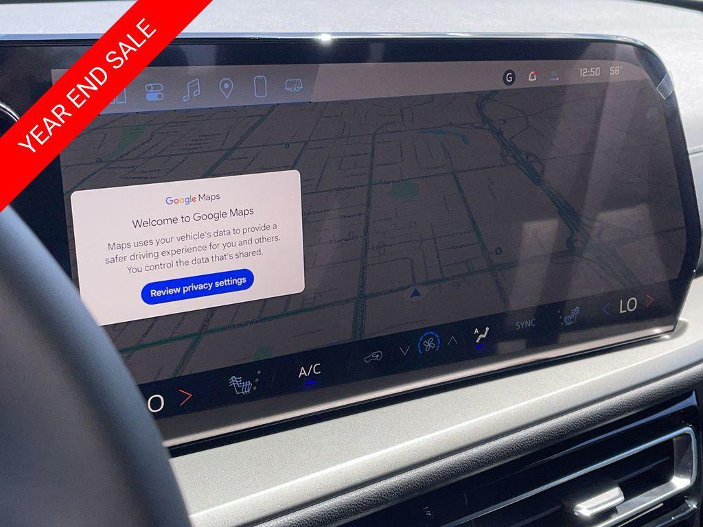 new 2025 Chevrolet Traverse car, priced at $40,220