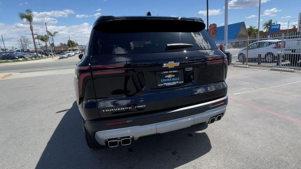 new 2025 Chevrolet Traverse car, priced at $41,720