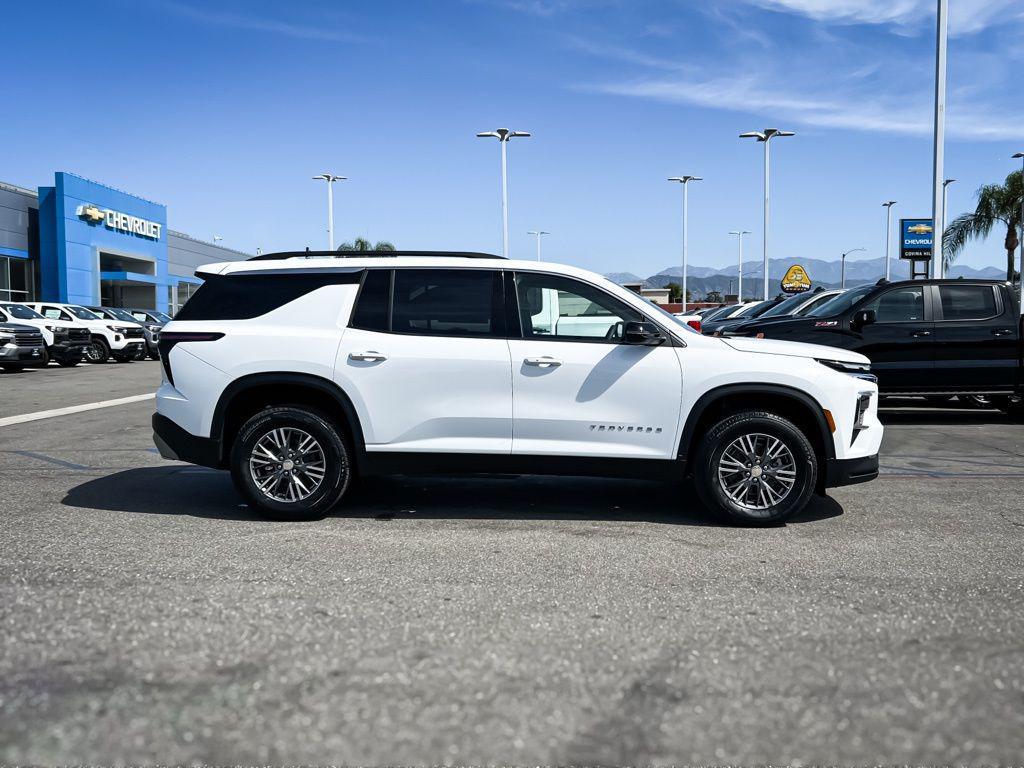 new 2026 Chevrolet Traverse car, priced at $41,390