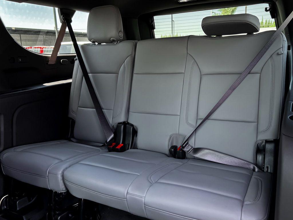 new 2026 Chevrolet Suburban car, priced at $72,860