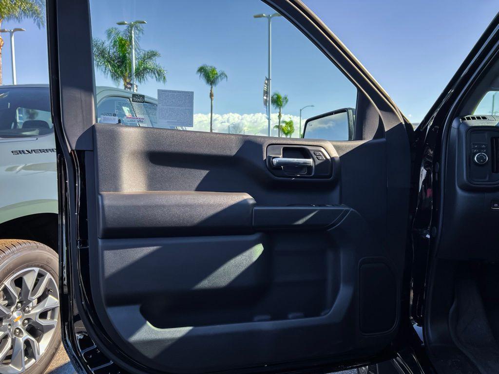 new 2026 Chevrolet Silverado 1500 car, priced at $43,995