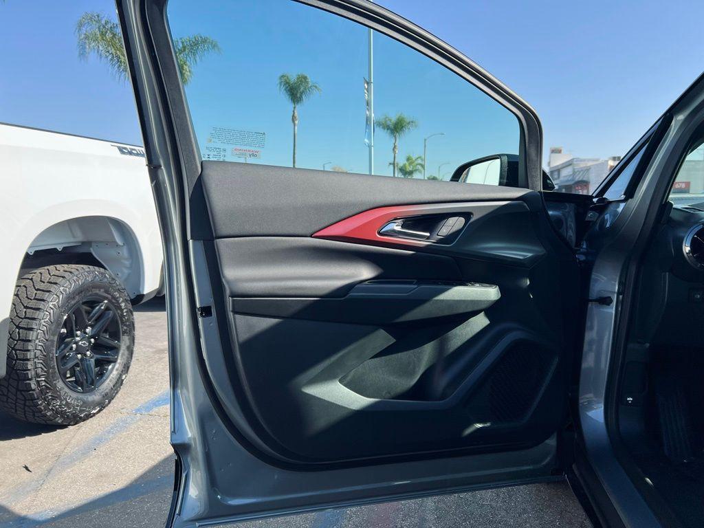 new 2026 Chevrolet Equinox EV car, priced at $32,919