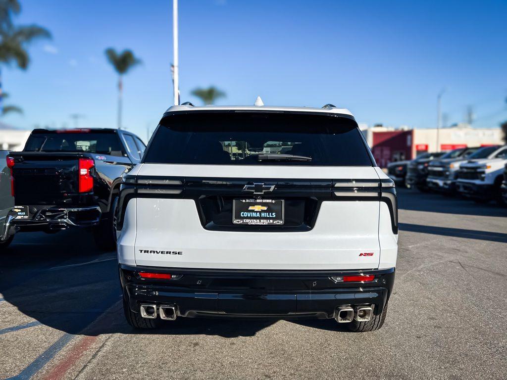 new 2026 Chevrolet Traverse car, priced at $58,290