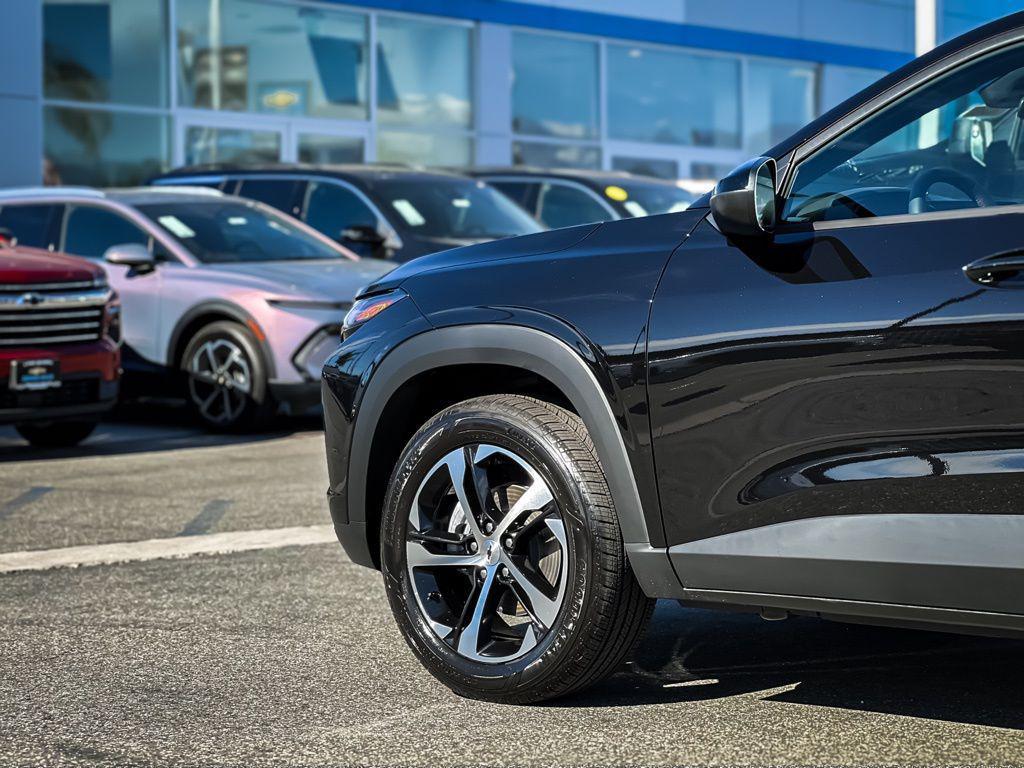new 2026 Chevrolet Trax car, priced at $26,185