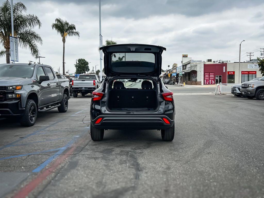 new 2026 Chevrolet Trax car, priced at $25,080