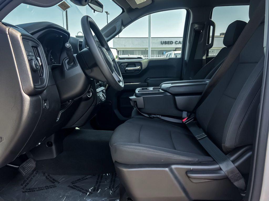 new 2025 Chevrolet Silverado 1500 car