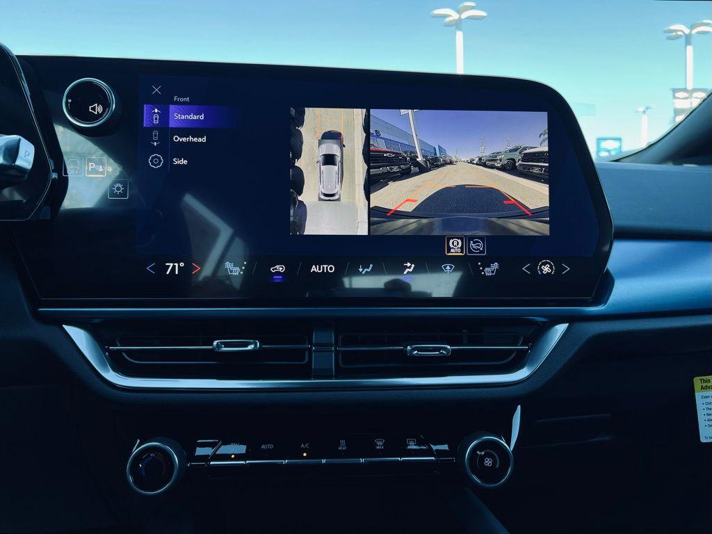 new 2026 Chevrolet Equinox EV car, priced at $33,770