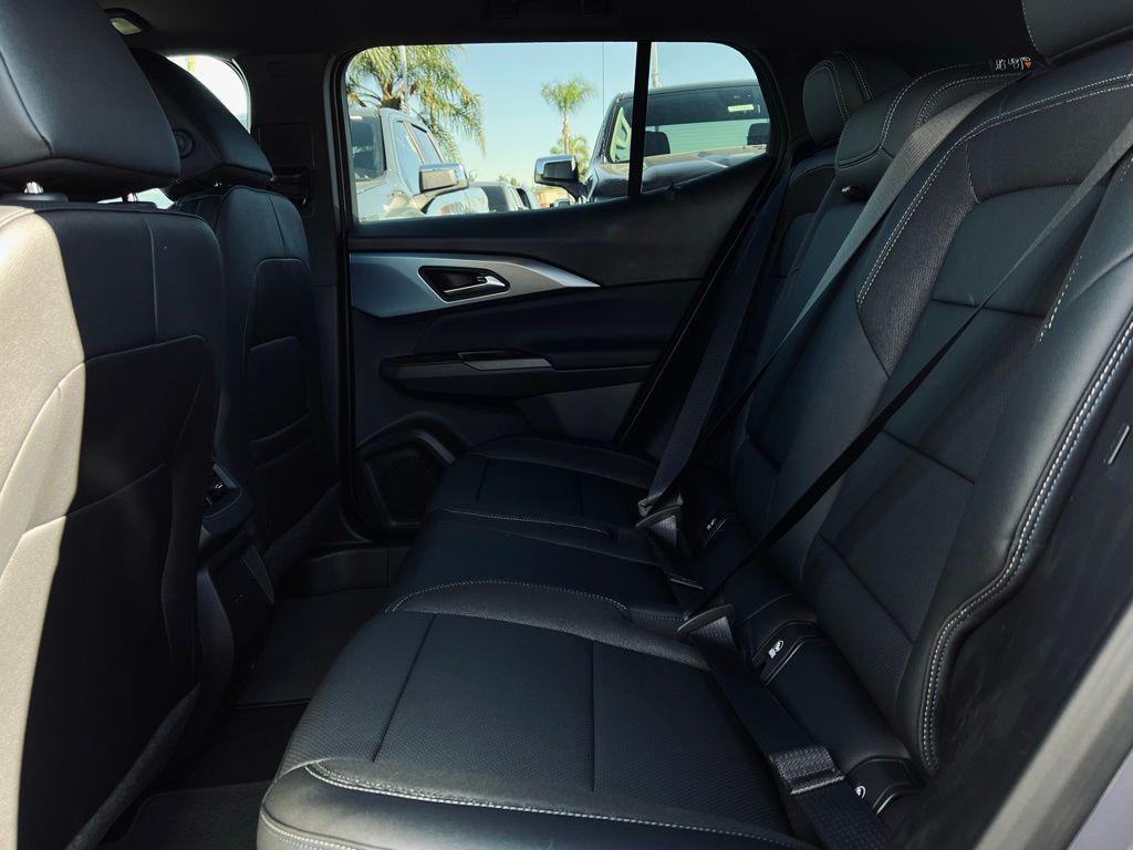 new 2026 Chevrolet Equinox EV car, priced at $33,770