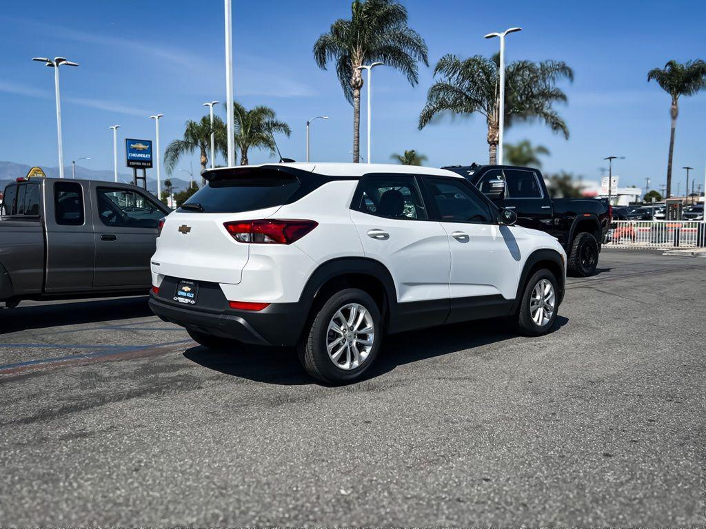 new 2026 Chevrolet TrailBlazer car, priced at $23,515
