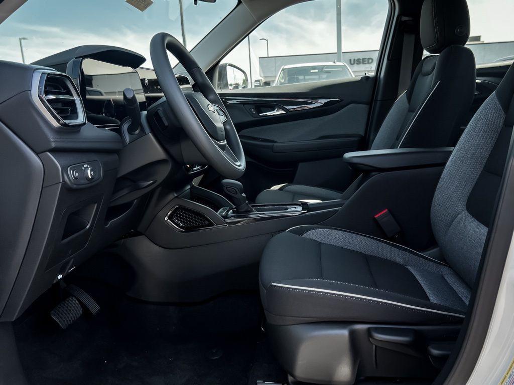 new 2026 Chevrolet TrailBlazer car, priced at $23,515