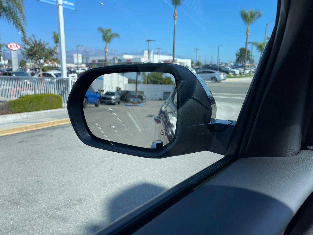 new 2025 Chevrolet Traverse car, priced at $45,995