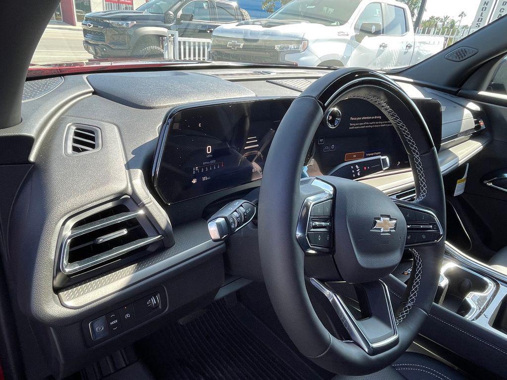 new 2025 Chevrolet Traverse car, priced at $45,995