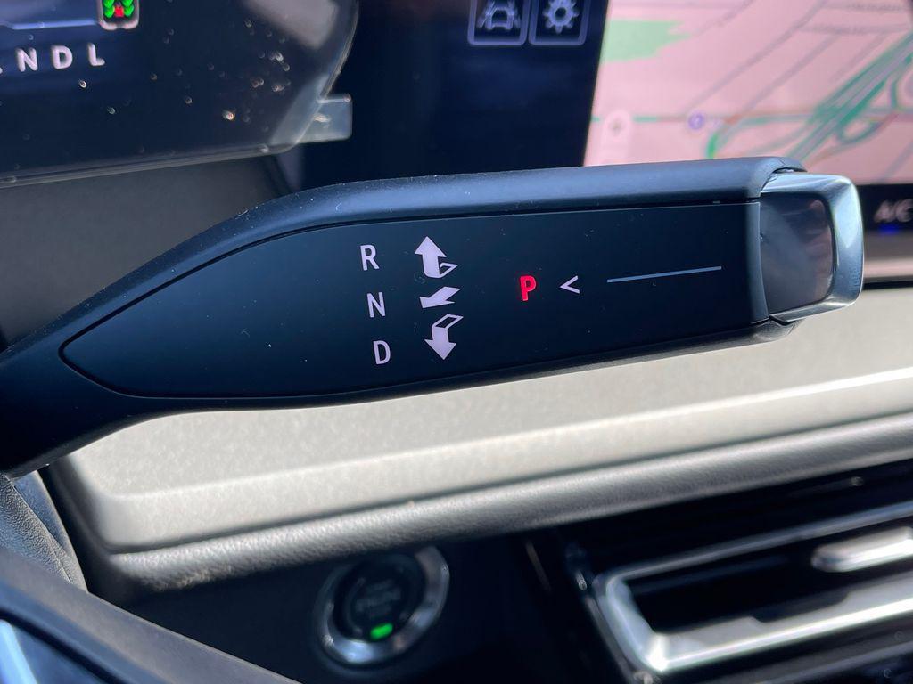 new 2025 Chevrolet Traverse car, priced at $45,995