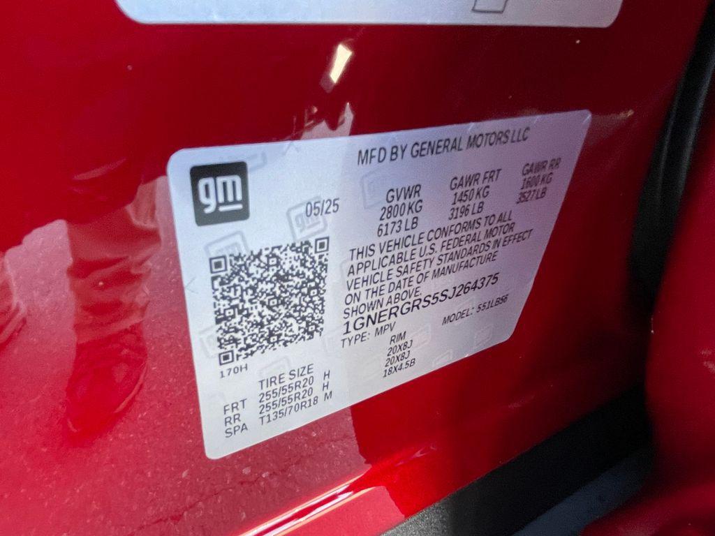 new 2025 Chevrolet Traverse car, priced at $45,995