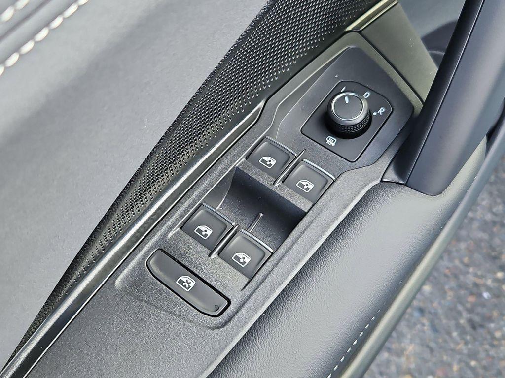 new 2026 Volkswagen Tiguan car, priced at $36,279