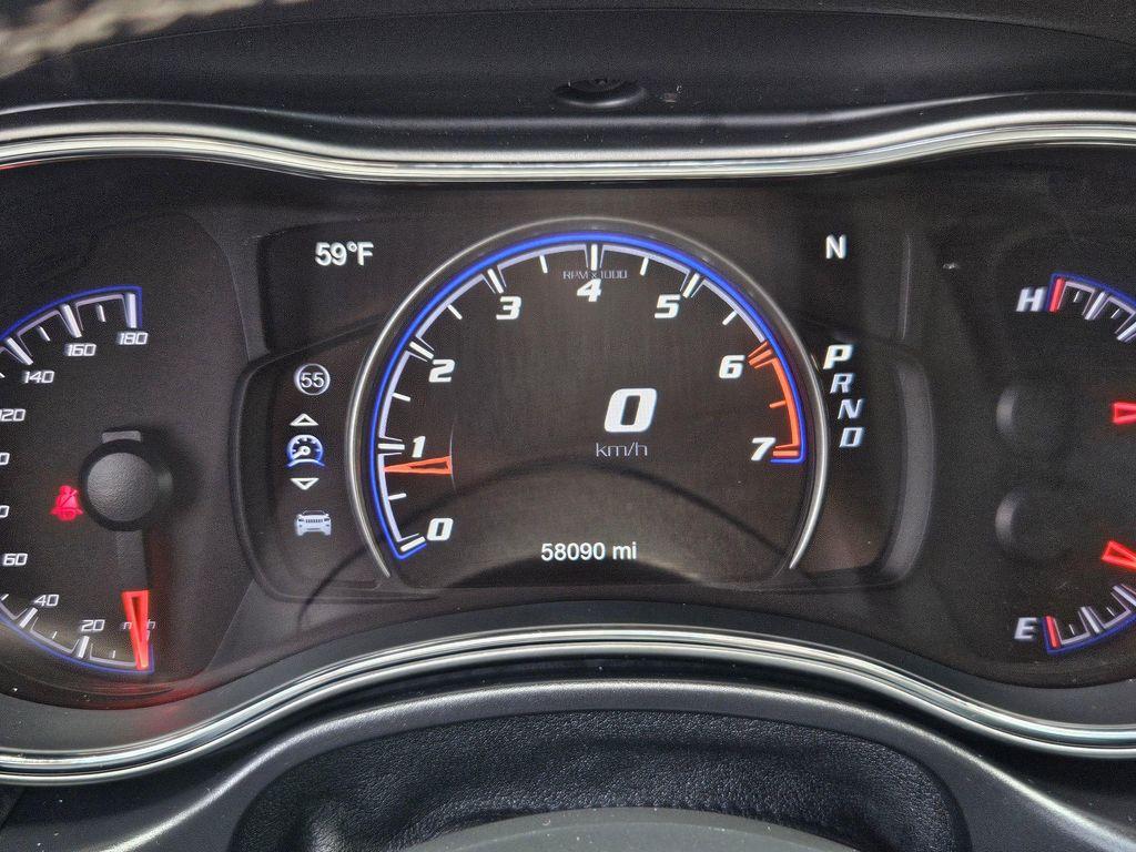used 2017 Jeep Grand Cherokee car, priced at $39,990