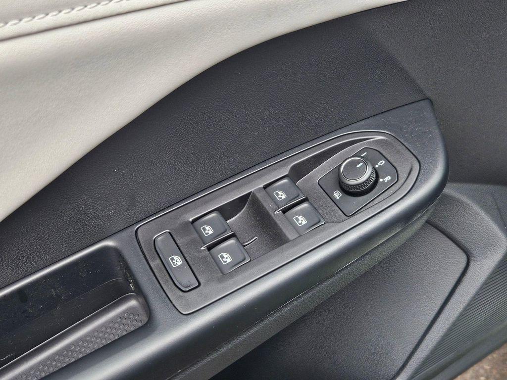 new 2026 Volkswagen Taos car, priced at $33,788