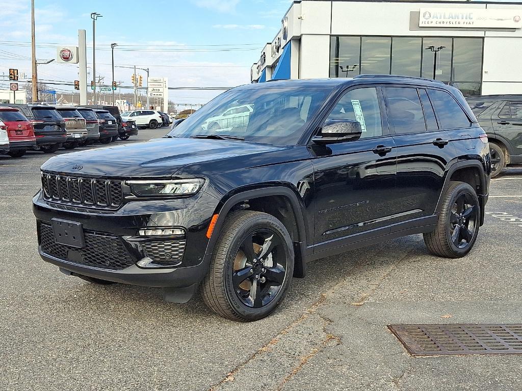 new 2025 Jeep Grand Cherokee car, priced at $56,709