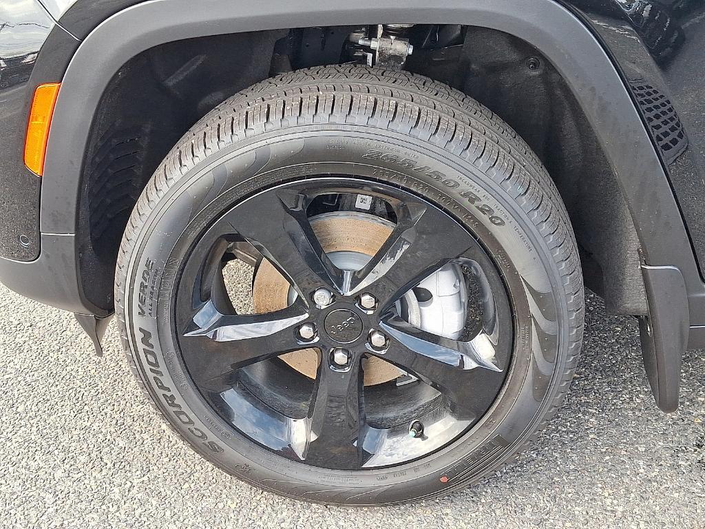 new 2025 Jeep Grand Cherokee car, priced at $56,709