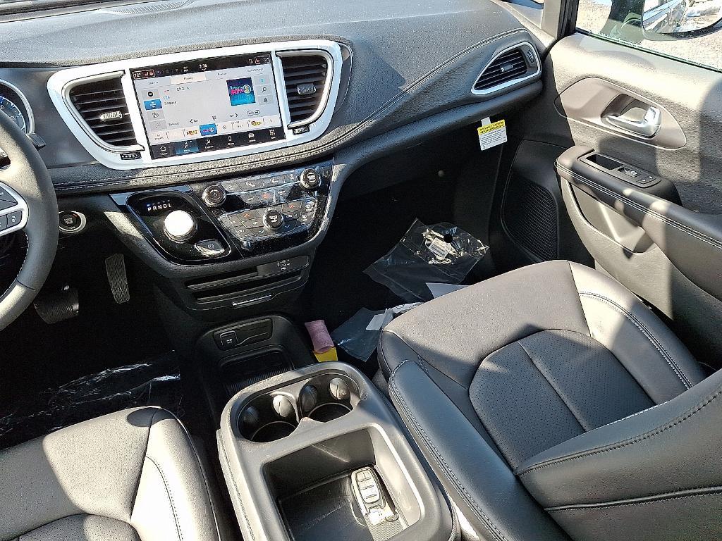 new 2026 Chrysler Pacifica car, priced at $43,539