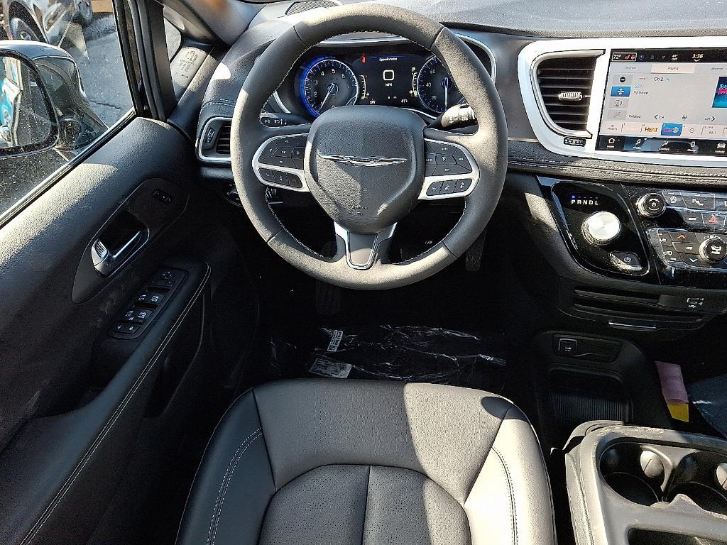 new 2026 Chrysler Pacifica car, priced at $43,539