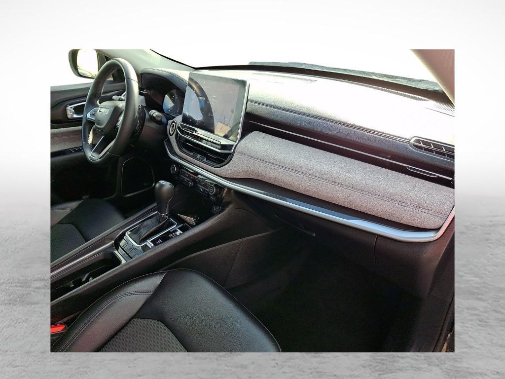 used 2022 Jeep Compass car, priced at $23,594