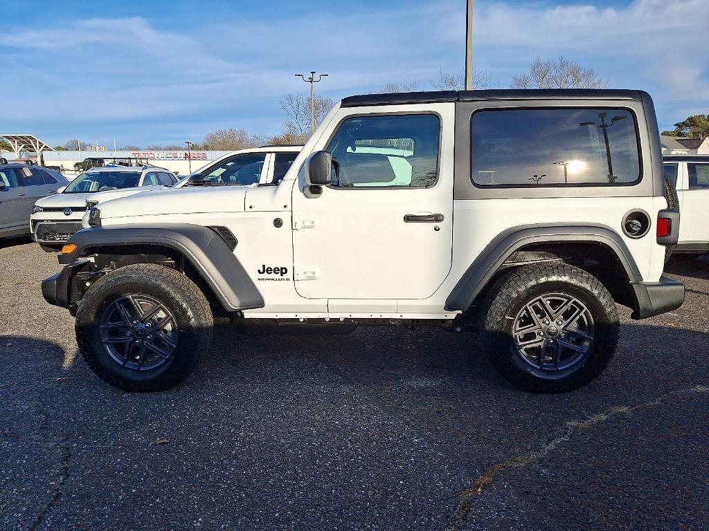 new 2026 Jeep Wrangler car, priced at $46,734