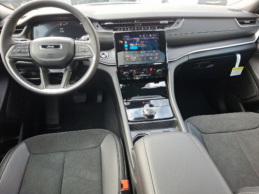 new 2025 Jeep Grand Cherokee L car, priced at $47,254