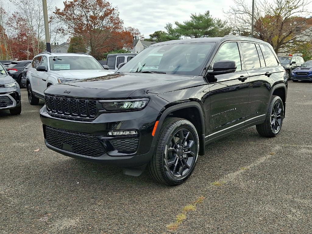 new 2025 Jeep Grand Cherokee car, priced at $52,509