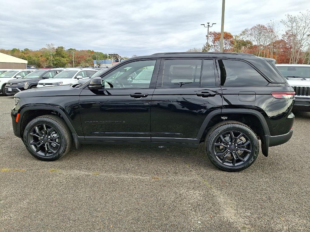 new 2025 Jeep Grand Cherokee car, priced at $52,509