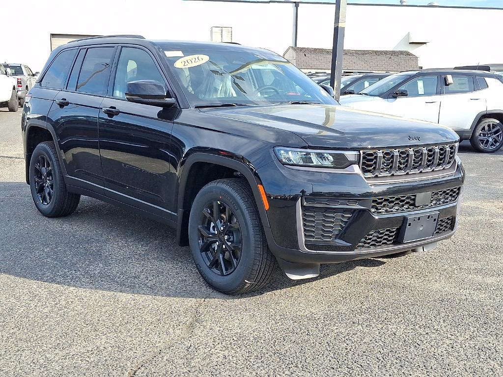 new 2026 Jeep Grand Cherokee car, priced at $46,569
