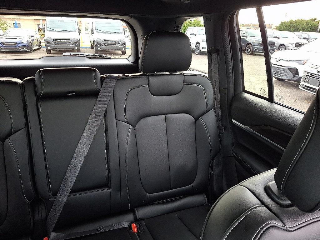 new 2025 Jeep Grand Cherokee car, priced at $52,509