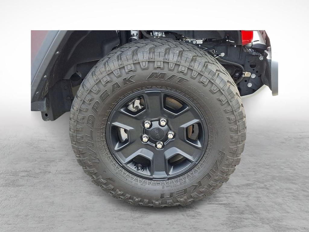 used 2022 Jeep Gladiator car, priced at $35,495