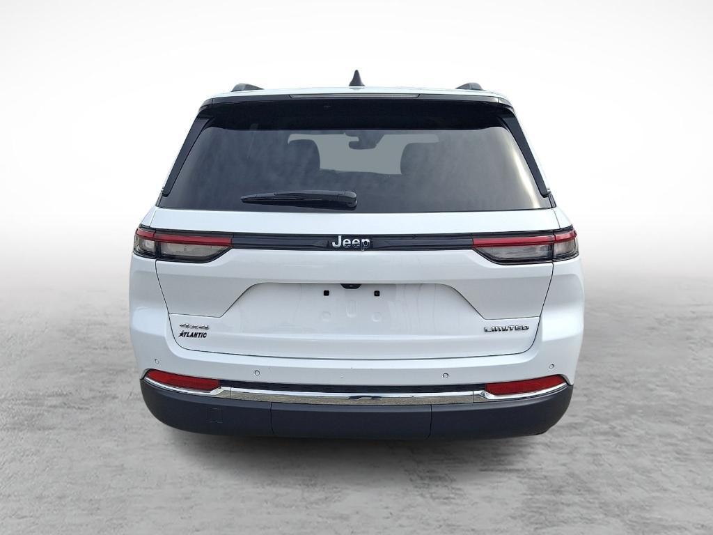 used 2023 Jeep Grand Cherokee car, priced at $33,094