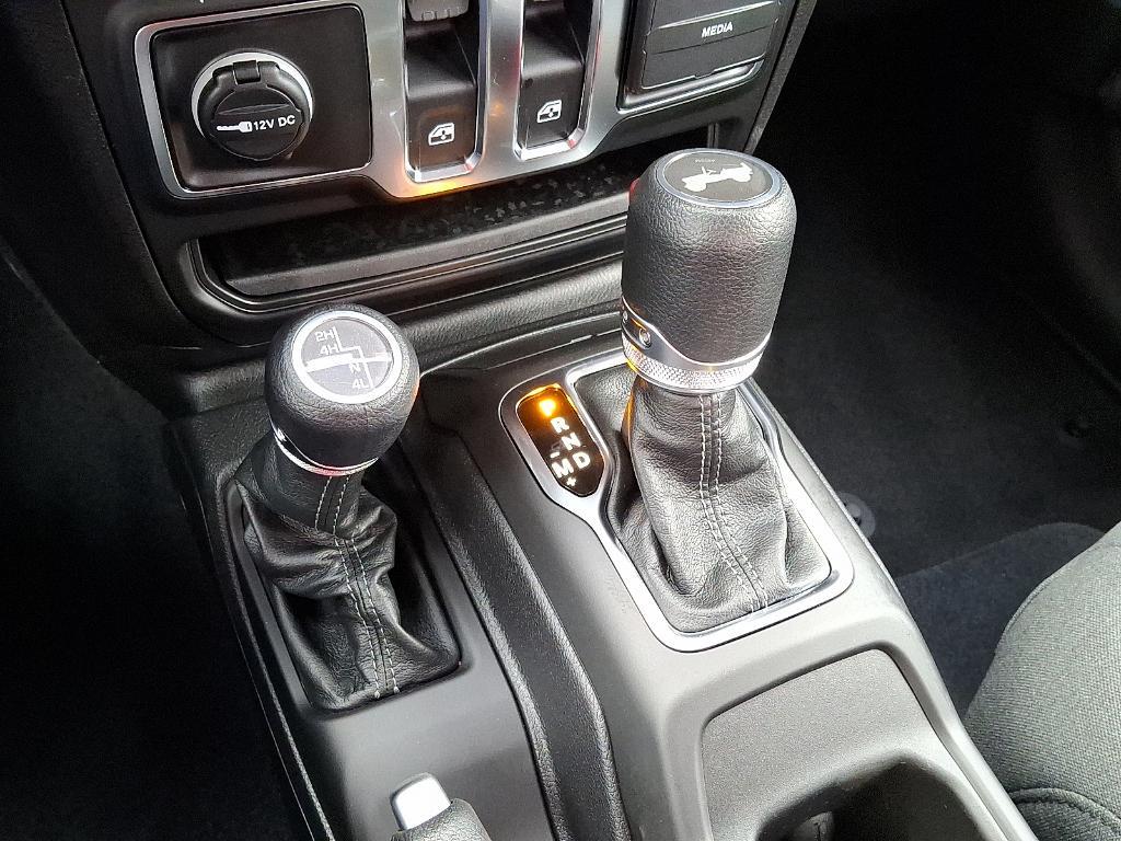 new 2026 Jeep Wrangler car, priced at $40,754