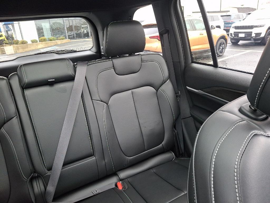 new 2025 Jeep Grand Cherokee car, priced at $51,009