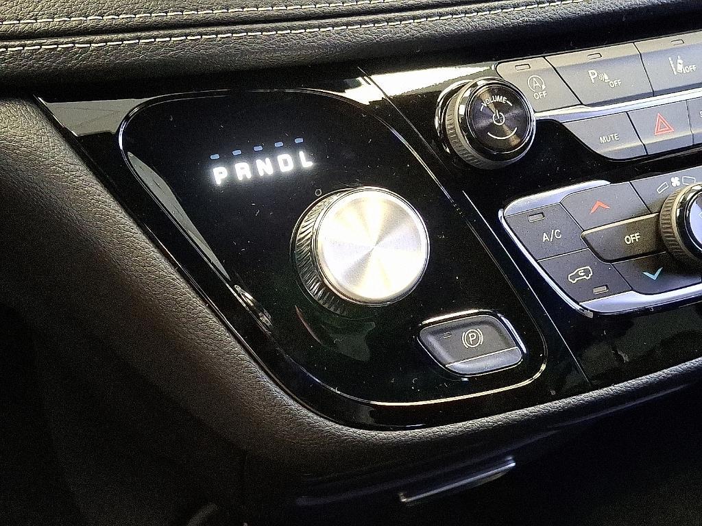 new 2026 Chrysler Pacifica car, priced at $44,234