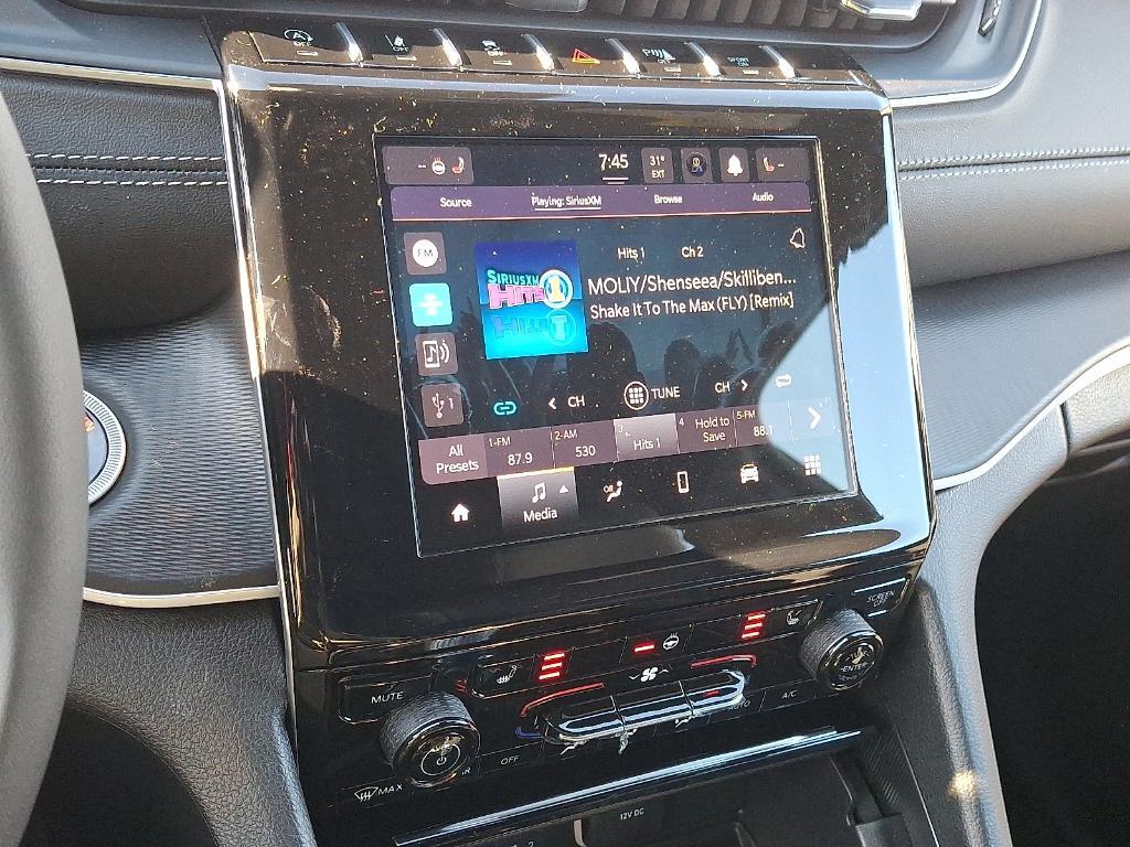 new 2025 Jeep Grand Cherokee car, priced at $43,679