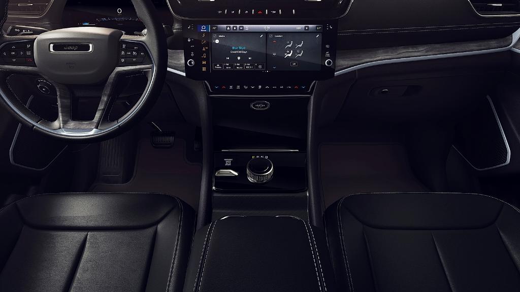 new 2026 Jeep Grand Cherokee car, priced at $51,124