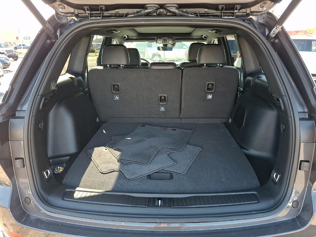 new 2026 Jeep Grand Cherokee car, priced at $49,624