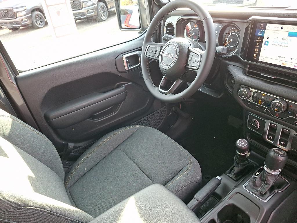 new 2026 Jeep Wrangler car, priced at $47,329