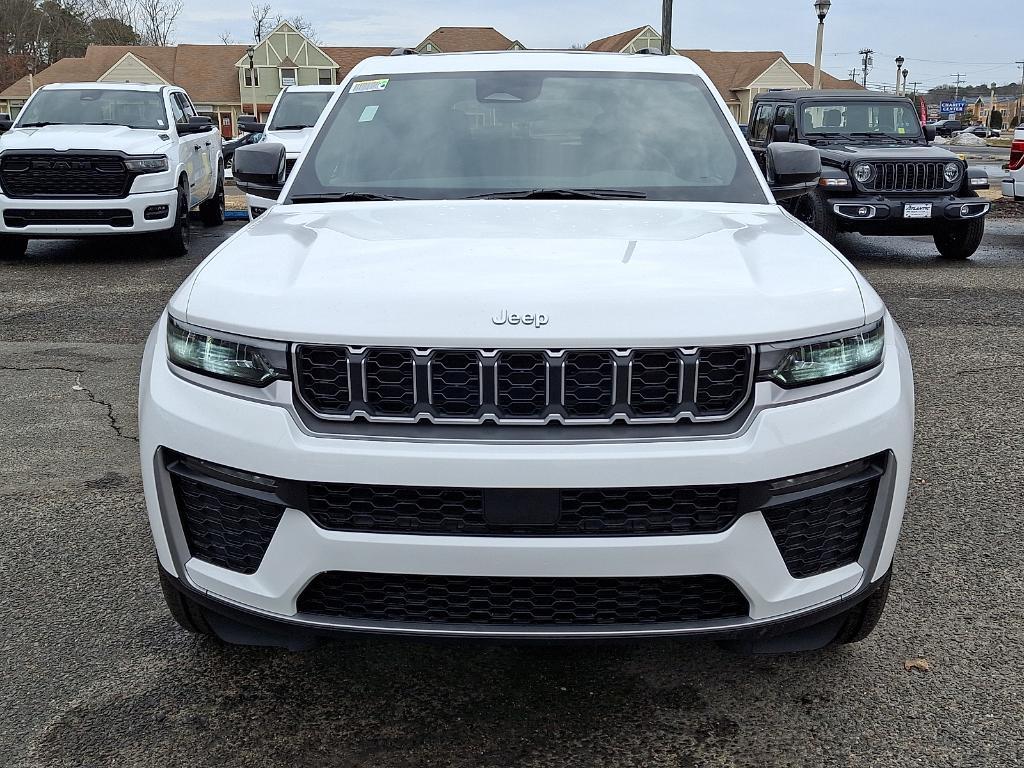 new 2026 Jeep Grand Cherokee car, priced at $48,609