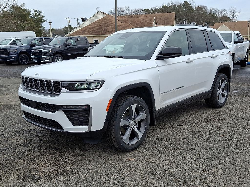 new 2026 Jeep Grand Cherokee car, priced at $48,609