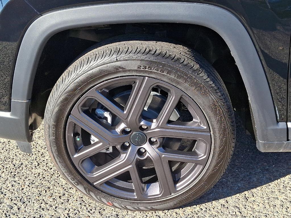 new 2026 Jeep Compass car, priced at $35,574